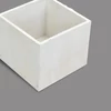 Kép 2/2 - Dekoláda fehér kocka 13x13cm 48/#