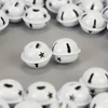 Kép 1/2 - Fém kolomp fehér 3x2,5cm 200db/cs - OKOS ÁR