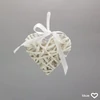 Kép 1/3 - Fehér vessző szív fém vázon 10cm 500/#