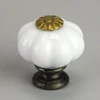 Kép 1/4 - Fiókgomb porcelánhatású 2,5cm 5db/csomag