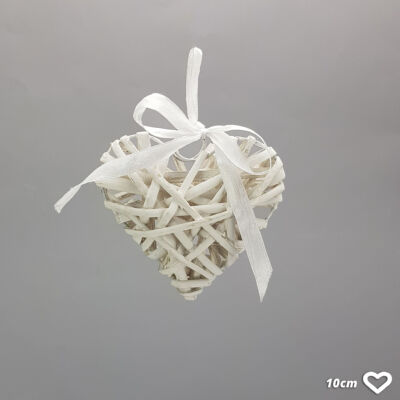 Fehér vessző szív fém vázon 10cm 500/#