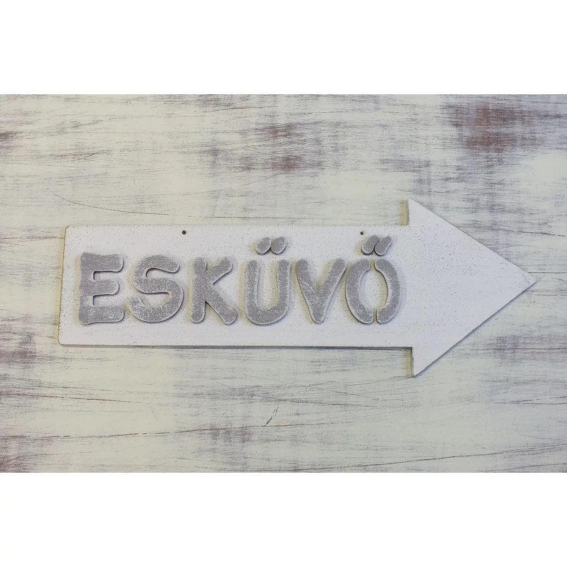 Fa "Esküvő" nyíl betűkkel fehér 30cm jobbra