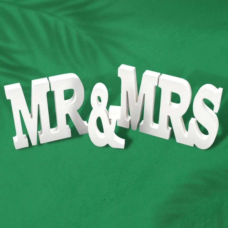 Mr &amp; Mrs felirat fából