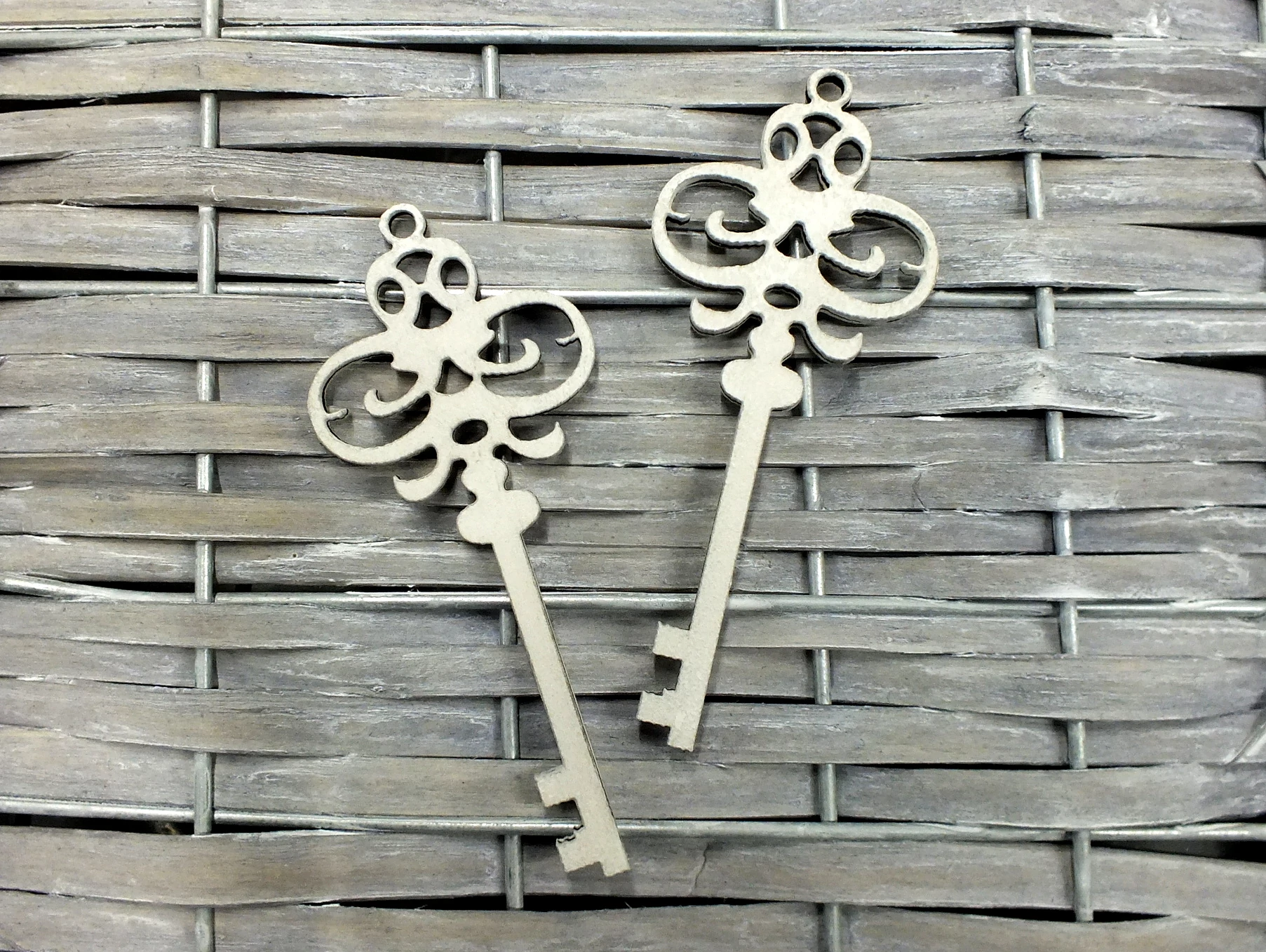 Kulcs vintage fehér 3,5x8cm 2db/csomag
