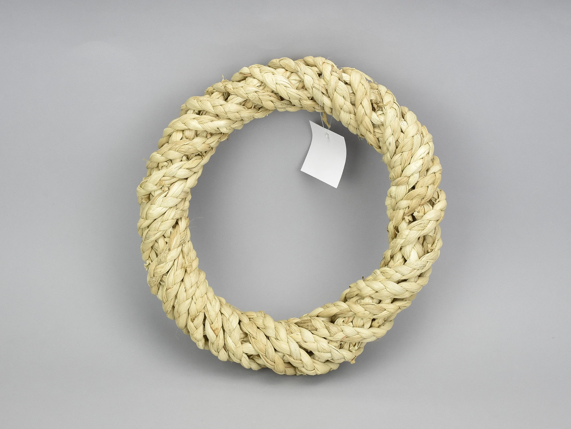 Fonott háncs koszorú 25cm 32/#