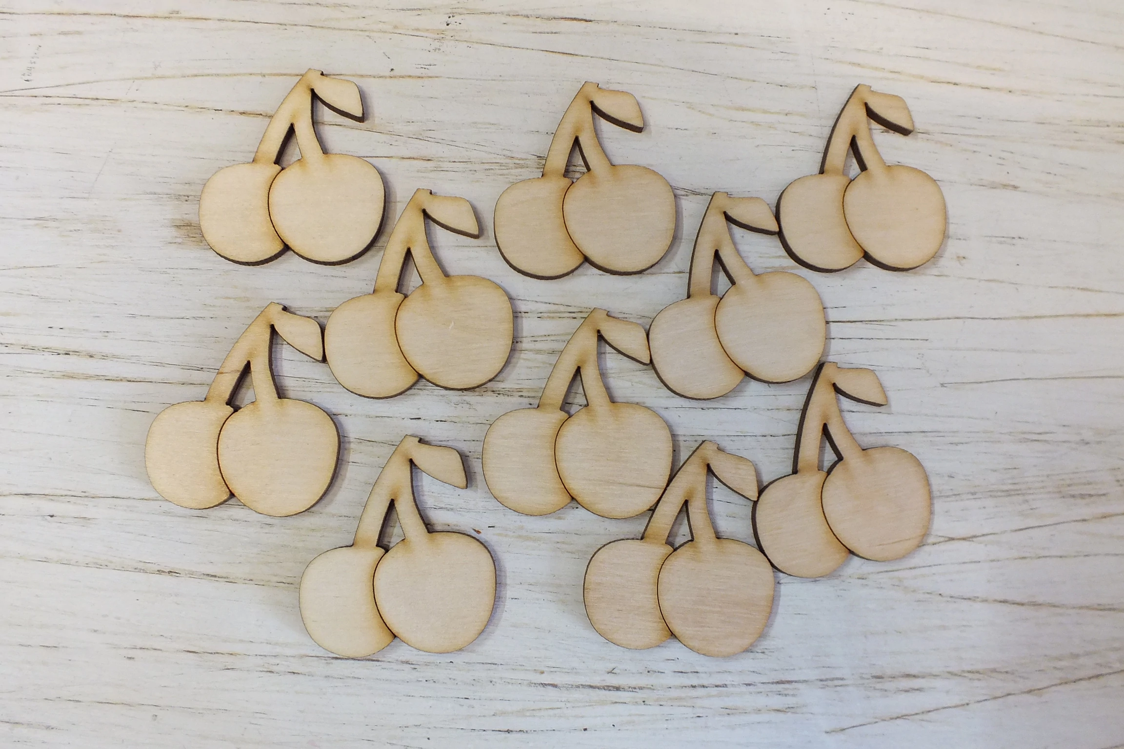 Natúr fa - Cseresznye 4,5x5cm 10db/csomag