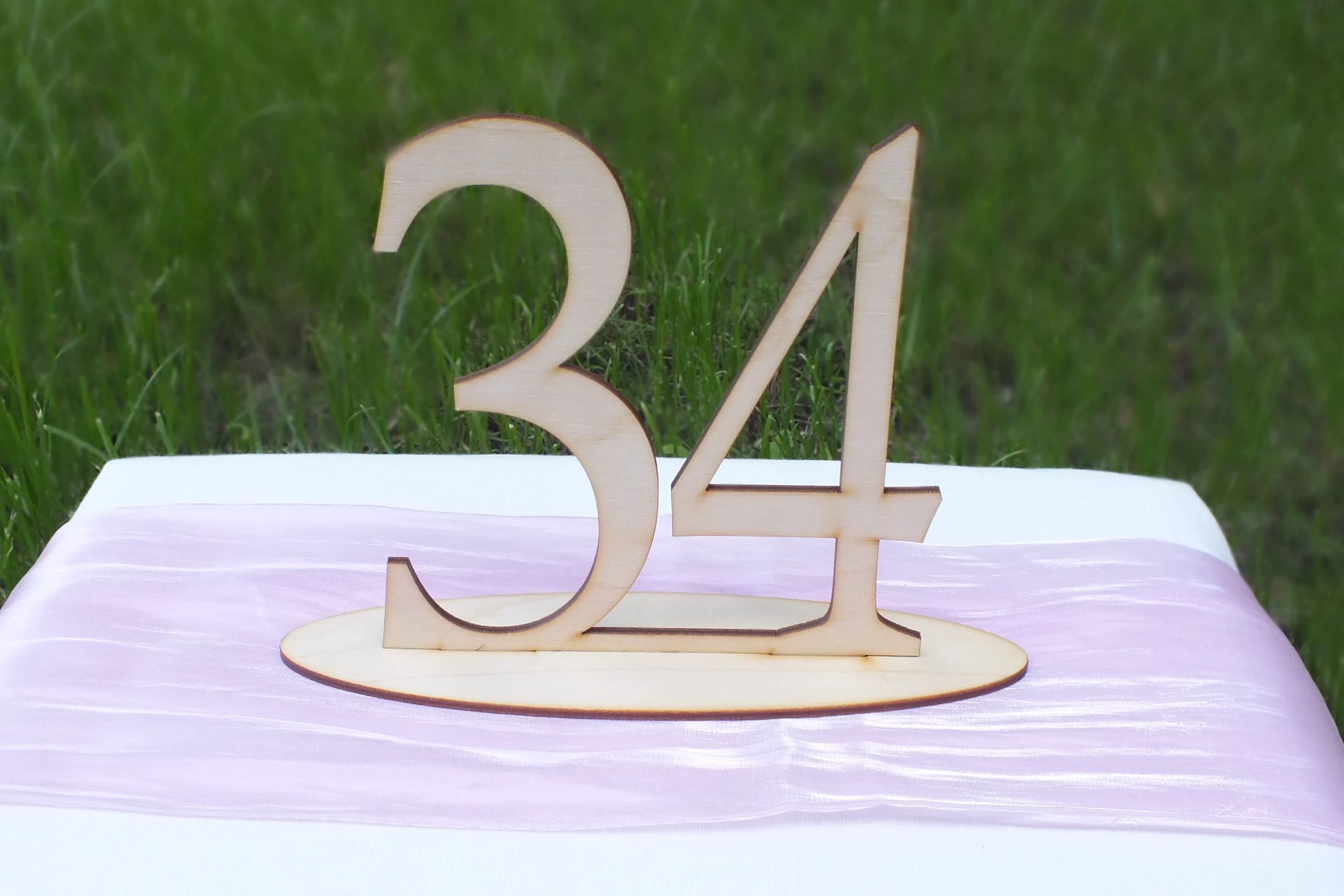 Natúr fa Asztalszám 34-es